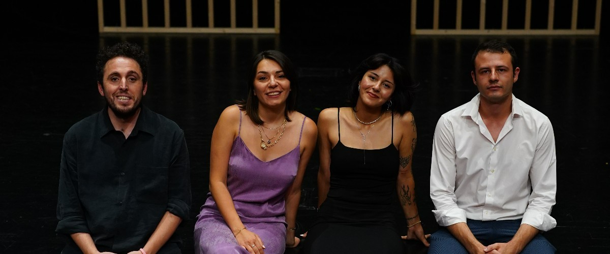Bizi Tanıyın